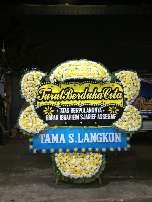 Papan Bunga Duka di Parang